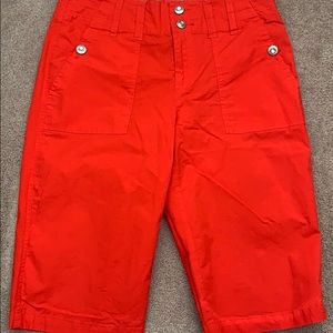 International concept red Bermuda shorts